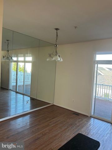 11921 LITTLE SENECA PKWY, Clarksburg, MD 20871