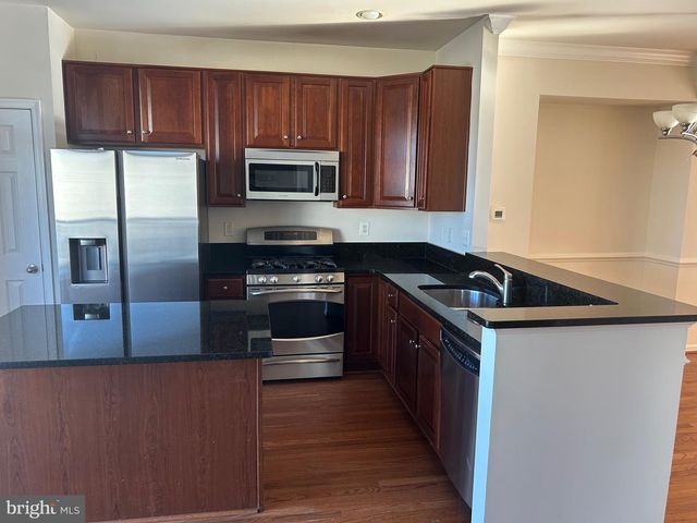 11921 LITTLE SENECA PKWY, Clarksburg, MD 20871