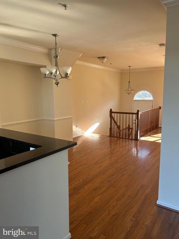 11921 LITTLE SENECA PKWY, Clarksburg, MD 20871