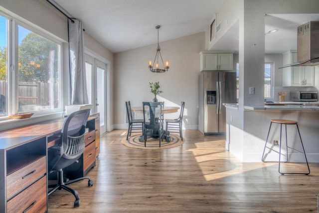 2886 Leslie Ln, West Sacramento, CA 95691