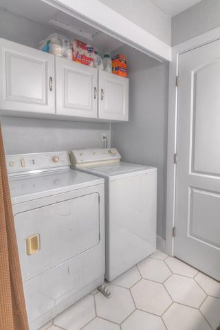 2886 Leslie Ln, West Sacramento, CA 95691