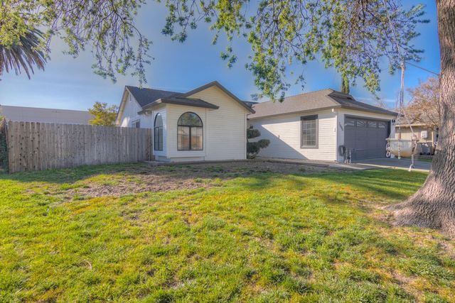 2886 Leslie Ln, West Sacramento, CA 95691