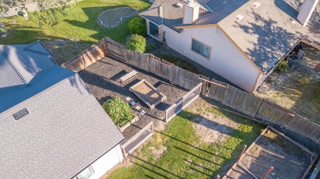 2886 Leslie Ln, West Sacramento, CA 95691