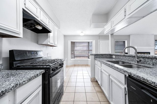 2014 Briar Ridge Drive, Rosenberg, TX 77471