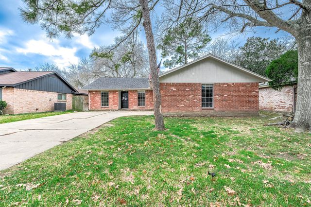 2014 Briar Ridge Drive, Rosenberg, TX 77471