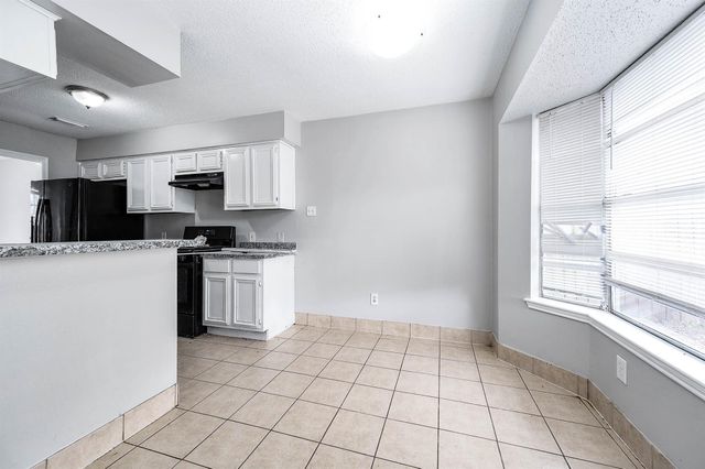 2014 Briar Ridge Drive, Rosenberg, TX 77471