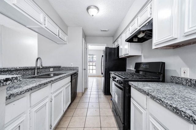 2014 Briar Ridge Drive, Rosenberg, TX 77471