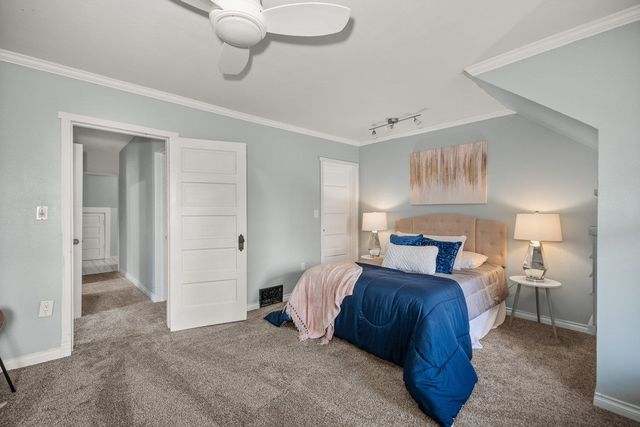 1009 W 14th Ave, Spokane, WA 99204