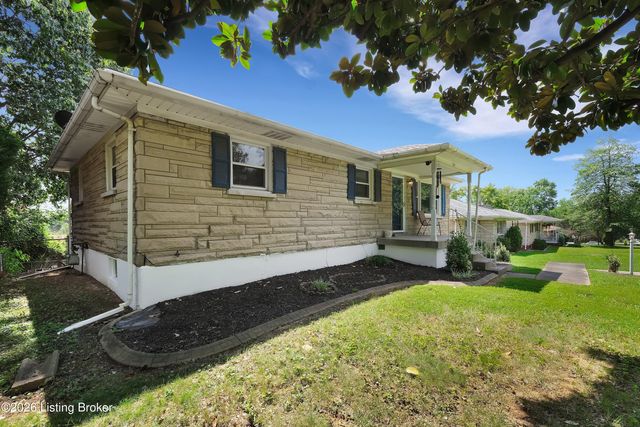 7537 Manslick Rd, Louisville, KY 40214