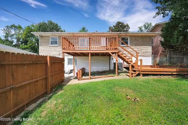 7537 Manslick Rd, Louisville, KY 40214