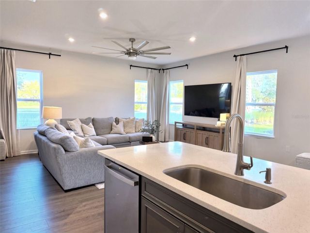 5000 BEAR LAKE LOOP, Deland, FL 32724