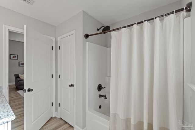 1978 Guseman Rd, Gulf Breeze, FL 32563