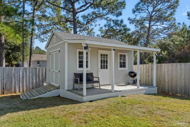 1978 Guseman Rd, Gulf Breeze, FL 32563