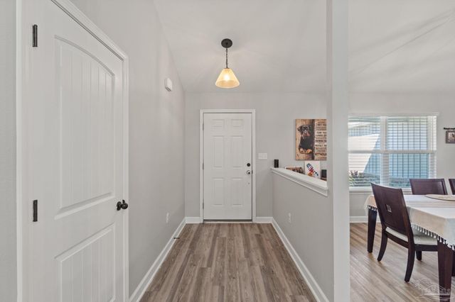 1978 Guseman Rd, Gulf Breeze, FL 32563