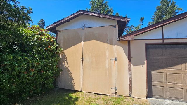 29809 M Place, Ocean Park, WA 98640