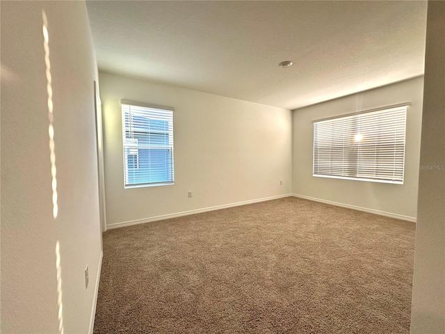 2933 CANARY AVENUE, Davenport, FL 33897