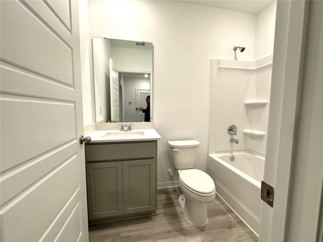 2933 CANARY AVENUE, Davenport, FL 33897