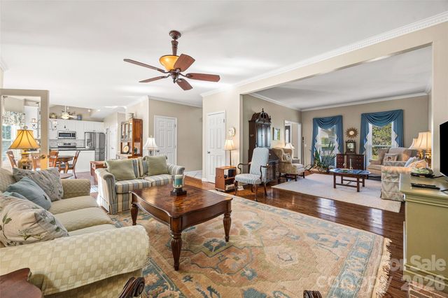 14002 Harlequin Drive, Charlotte, NC 28273
