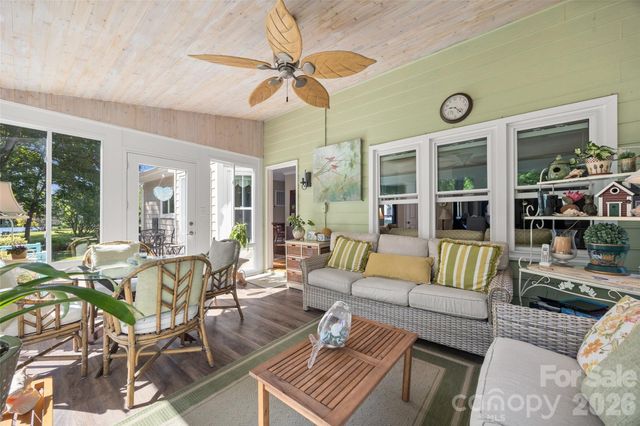 14002 Harlequin Drive, Charlotte, NC 28273