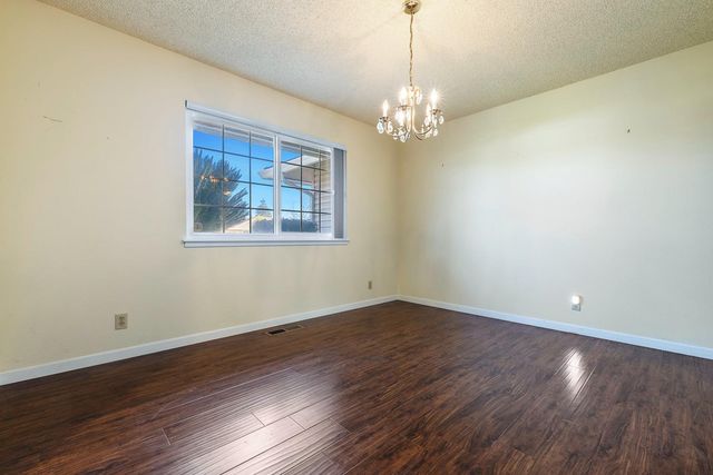 6647 N Anna Street, Fresno, CA 93710