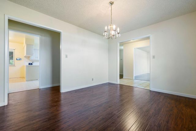 6647 N Anna Street, Fresno, CA 93710