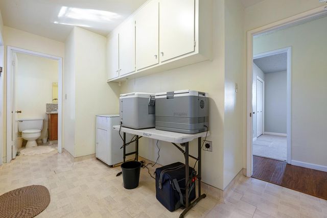 6647 N Anna Street, Fresno, CA 93710