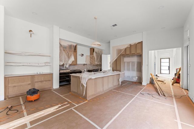 402 Columbia Street, Houston, TX 77007