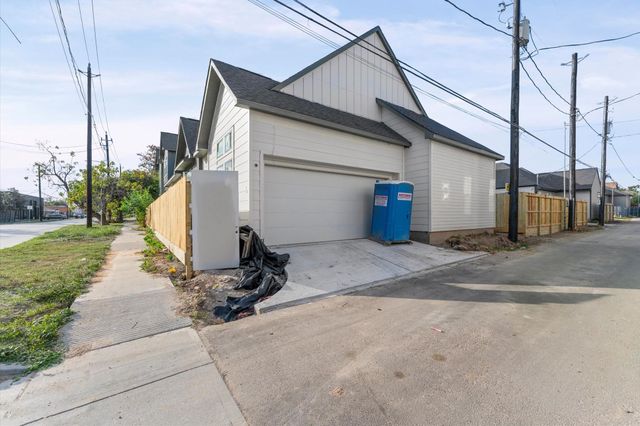 402 Columbia Street, Houston, TX 77007