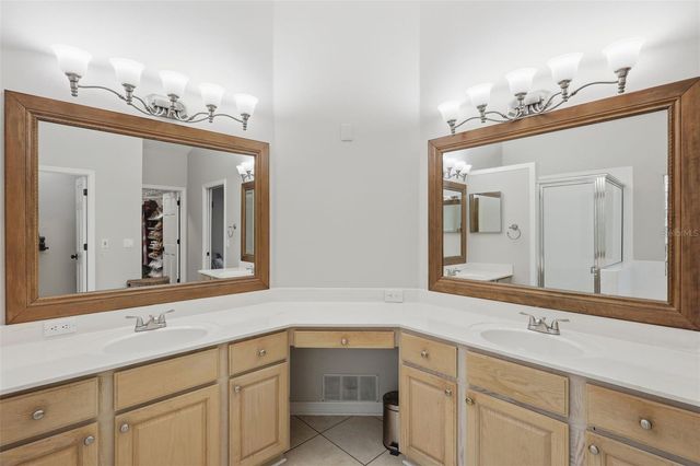 390 GLEN ABBEY LANE, Debary, FL 32713