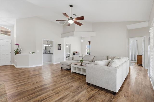 390 GLEN ABBEY LANE, Debary, FL 32713