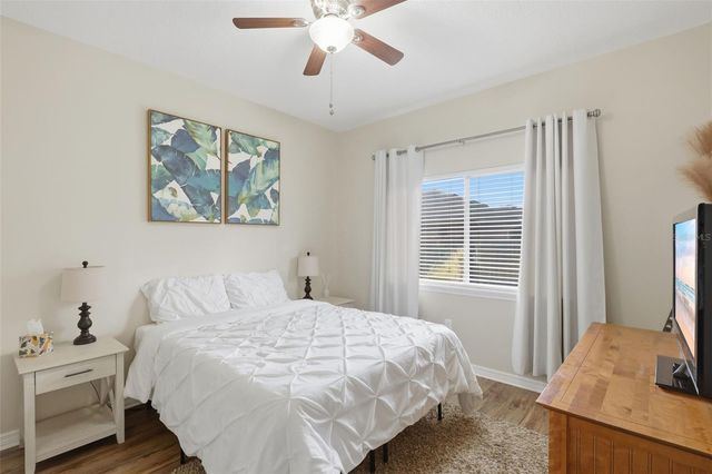 390 GLEN ABBEY LANE, Debary, FL 32713