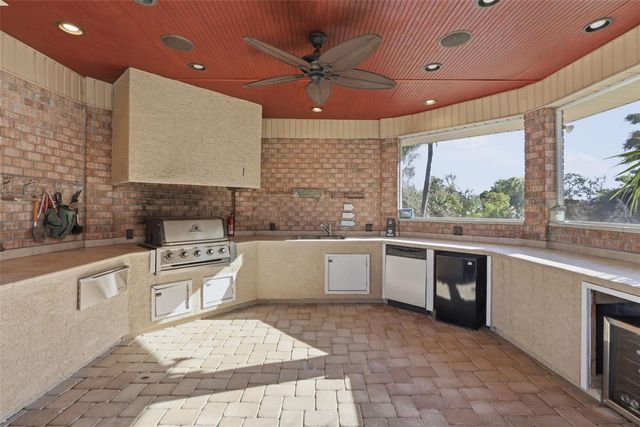 390 GLEN ABBEY LANE, Debary, FL 32713