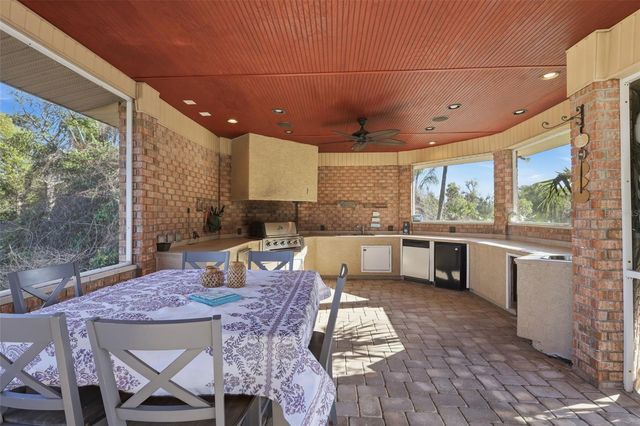 390 GLEN ABBEY LANE, Debary, FL 32713