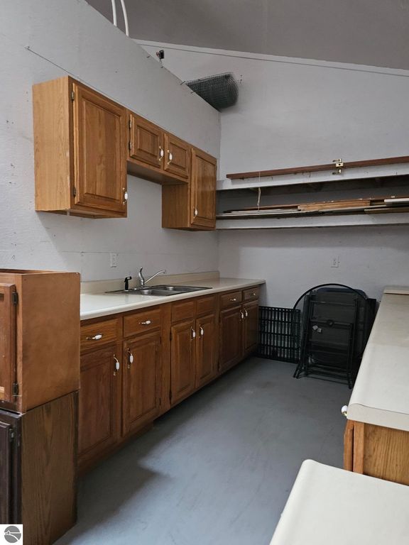 Image 9 of property listing at 615 E Franklin Street, East Tawas, MI 48730