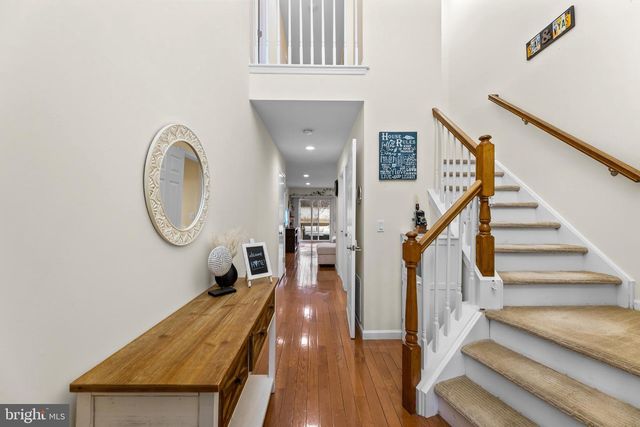 7 EDITH DR, Somerset, NJ 08873