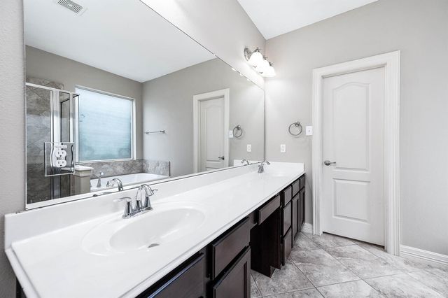 4105 Livorno Lane, Friendswood, TX 77546