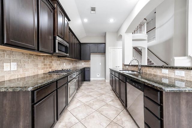 4105 Livorno Lane, Friendswood, TX 77546