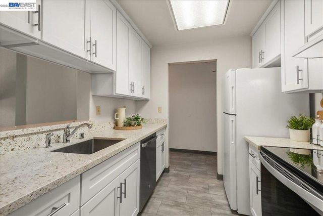 39843 Cedar Blvd 118, Newark, CA 94560