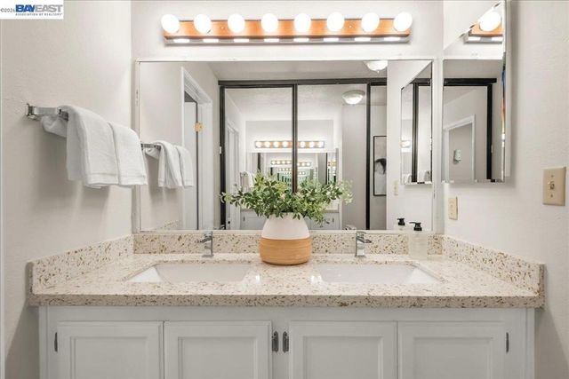 39843 Cedar Blvd 118, Newark, CA 94560