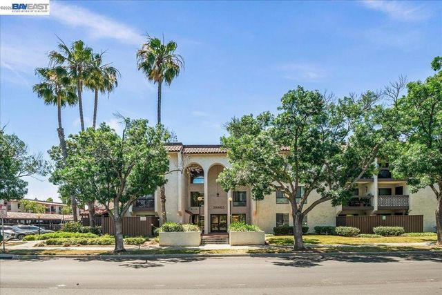 39843 Cedar Blvd 118, Newark, CA 94560