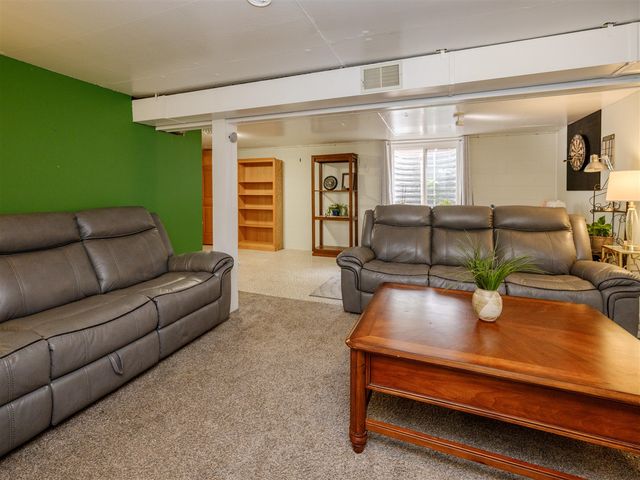 1622 Homecrest Avenue, Kalamazoo, MI 49001