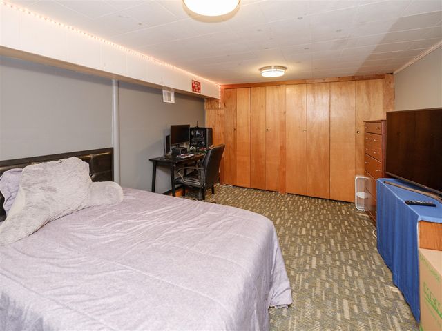 1622 Homecrest Avenue, Kalamazoo, MI 49001