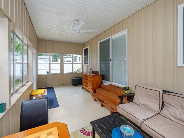 1622 Homecrest Avenue, Kalamazoo, MI 49001