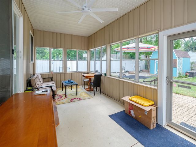 1622 Homecrest Avenue, Kalamazoo, MI 49001