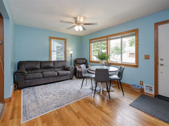 1622 Homecrest Avenue, Kalamazoo, MI 49001