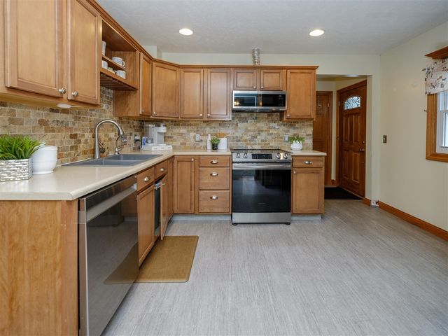 1622 Homecrest Avenue, Kalamazoo, MI 49001