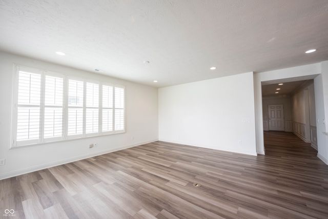 13409 Champagne Street, Fishers, IN 46037