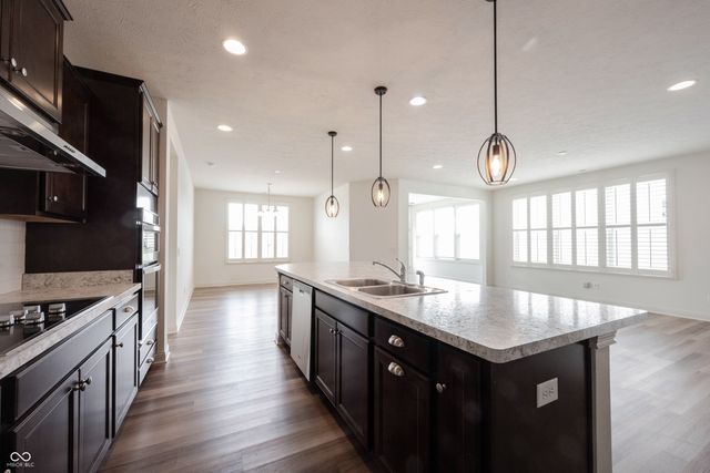 13409 Champagne Street, Fishers, IN 46037