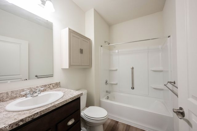 13409 Champagne Street, Fishers, IN 46037