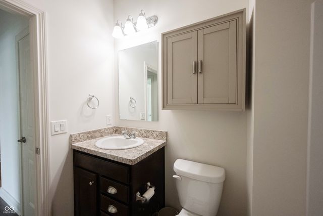 13409 Champagne Street, Fishers, IN 46037